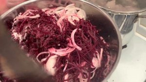 Салат из свёклы на зиму. Обалденная закуска и заправка для борща эпизод №1536