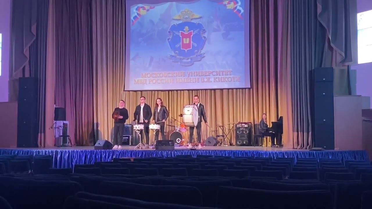 Moscow never sleeps (Москва никогда не спит) Московский университет МВД России смотреть онлайн