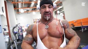 Как накачать огромный ТРИЦЕПС. Сергей Карандашов.