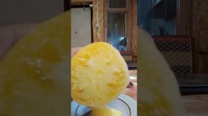 Томат Большой белый блюз в разрезе и на вкус.