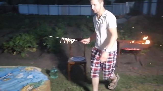 БРАТЬЯ ВСТРЕТИЛИСЬ/НАШ ВЕЧЕР смотреть онлайн