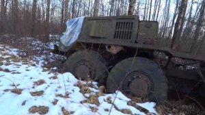 НАШЛИ КУЧУ ВОЕННОЙ ТЕХНИКИ