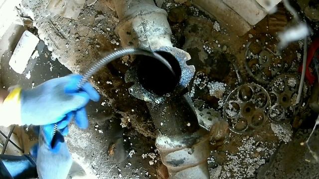 Прочистка канализационной трубы в частном доме(6). Ridgid k-400 Drum Machine. смотреть онлайн