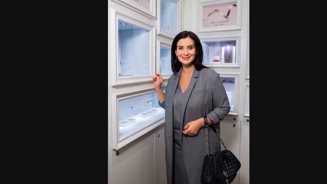 Екатерина Стриженова выставила напоказ голое тело смотреть онлайн