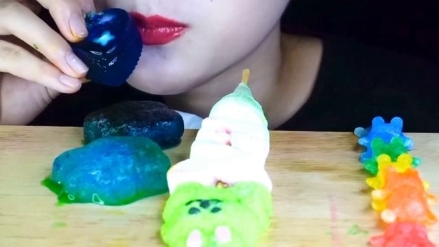 ASMR RAINBOW DESSERT MUKBANG KOHAKUTO JELLY MARSHMALLOW ICECREAM 무지개 레인보우 디저트 먹방 코하쿠토 젤리 마시멜로 아이스크림 смотреть онлайн