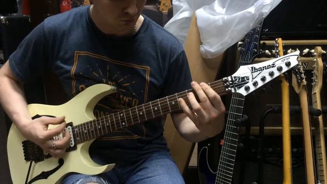 Ibanez PGM30 WH (demo 2) смотреть онлайн