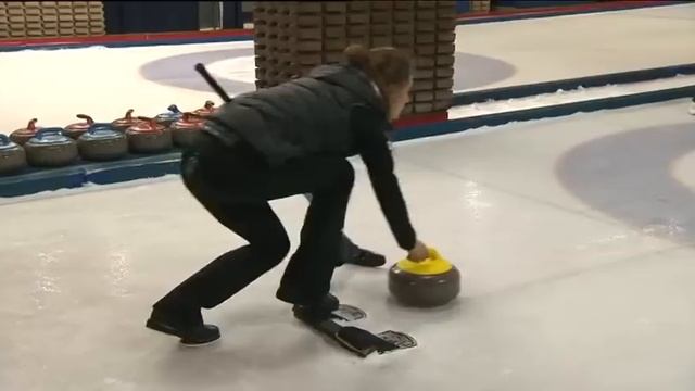 Познаем тонкости керлинга с Анной Сидоровой