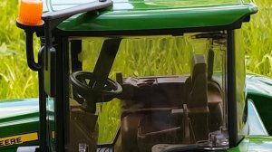 Трактор Bruder ? John Deere 7930 и навесное оборудование к нему /  John Deere 7930 tractor