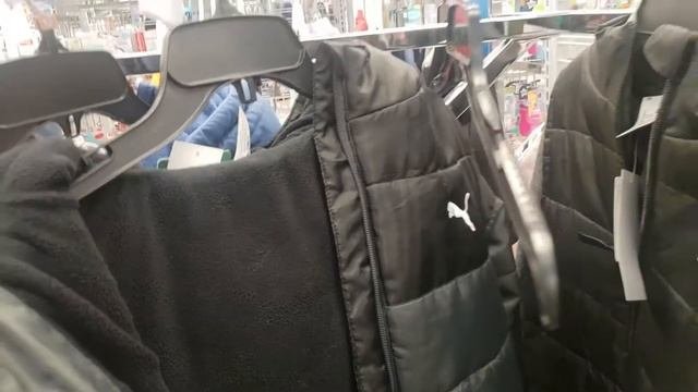 Магазин одежды в США. Сколько стоит брендовая одежда в Америке?