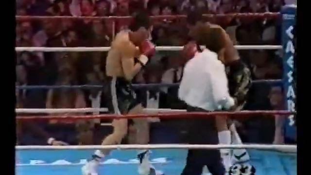 Julio Cesar Chavez vs Sammy Fuentes Full Fight (HD)