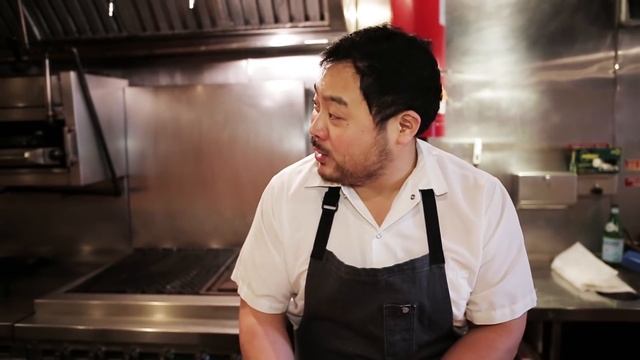 People Cooking Things: How to Make Ramen Fried Chicken, with David Chang смотреть онлайн
