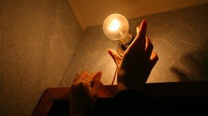 Часто перегорает лампочка в подъездеРешаем быстро проблему