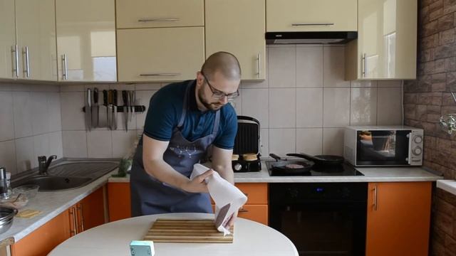 САМЫЙ ВКУСНЫЙ И СОЧНЫЙ ДОМАШНИЙ БУРГЕР - простой и быстрый вариант
простой рецепт бургер