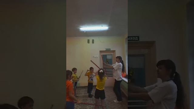 Репетиция физкультурной разминки смотреть онлайн