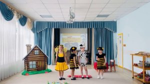 Показ сказки В.Сутеева «Кто сказал мяу?"