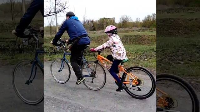 Тандем (вело прицеп) для ребенка 4 смотреть онлайн