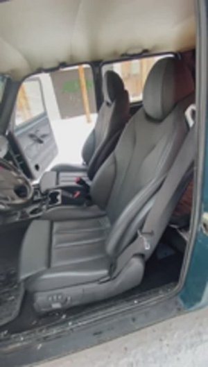 Новые сиденья для Нивы!