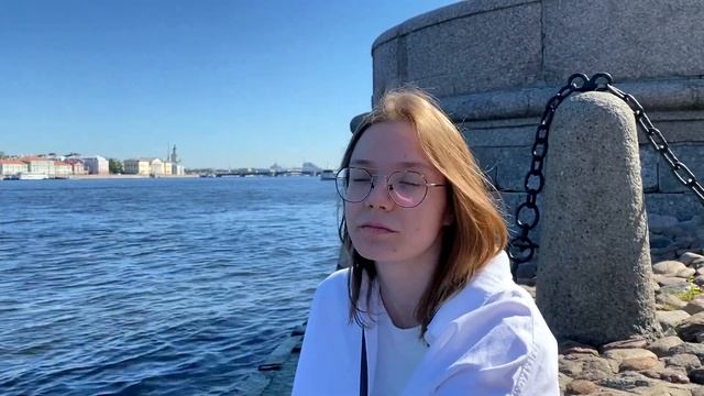 Молодой учитель английского зарабатывает ОНЛАЙН 1500$ на новом рынке! | Без диплома и опыта работы смотреть онлайн