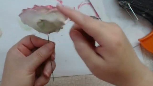 Венок с розами Малибу из фоамирана смотреть онлайн