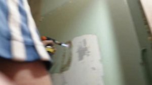 Удаляем краску с бетонных стен без пыли и шума. ✌️