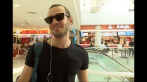 Айтач Шашмаз был замечен в одном из торговых центров Стамбула