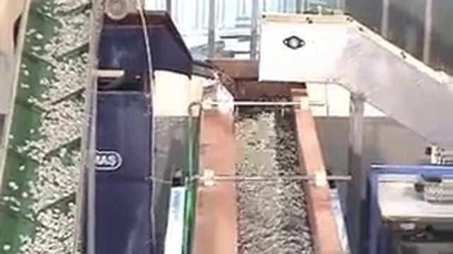 Автоматическая галтовочная линия Rosler-Kromas на основе вибромашины LNR6500