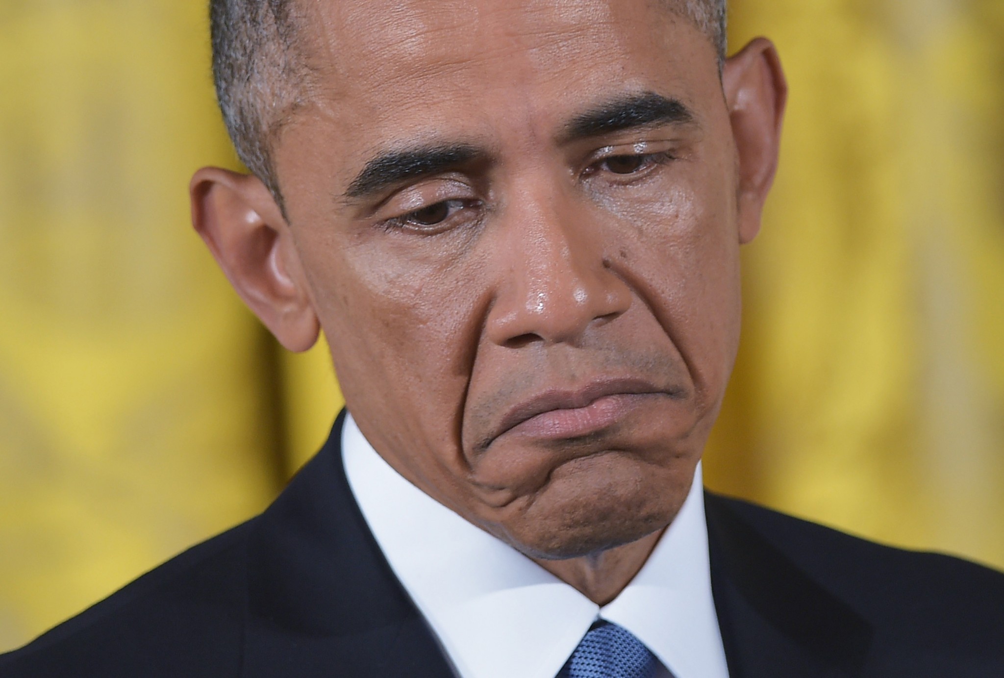 Барак Обама грустный