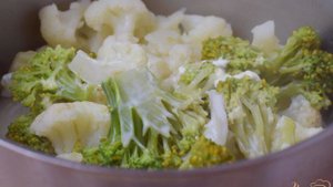 Пюре из брокколи и цветной капусты на гарнир