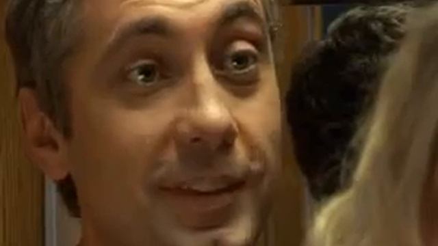 прикол в лифте "а у меня тоже стоит" смотреть онлайн