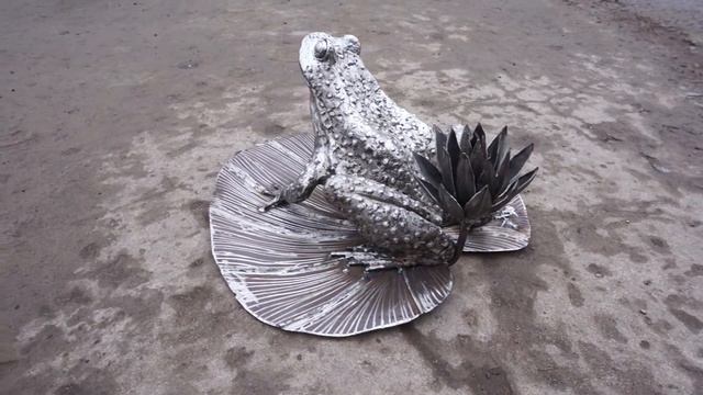 Скульптура «Лягушка» смотреть онлайн