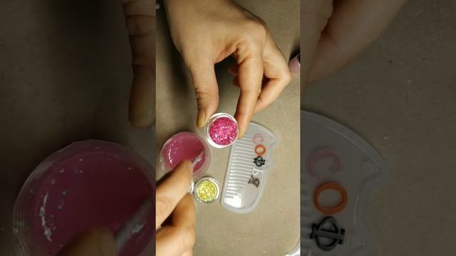 Именная расческа из эпоксидной смолы смотреть онлайн