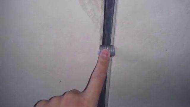 Как временно закрепить кабель в штробе. 07/05/2015 смотреть онлайн