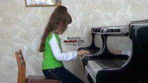 исполнение на фортепиано. Менуэт