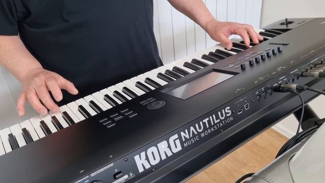 Korg Nautilus Music Production-workstation - Crockett's theme dance-version смотреть онлайн