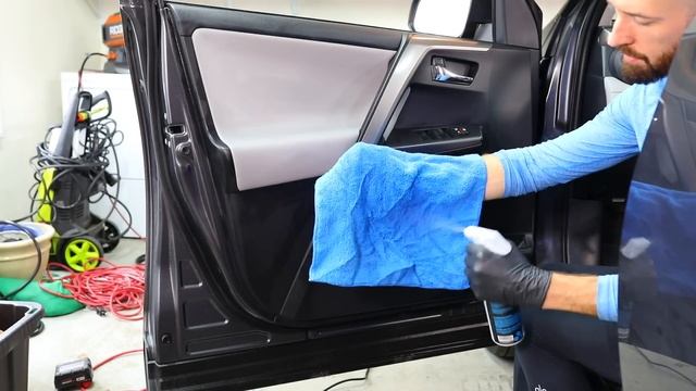 DEEP CLEANING A NASTY Mom Car! Complete Disaster Car Detailing Transformation! смотреть онлайн