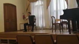А Доренский "Регтайм" исполняет Михаил Москвин