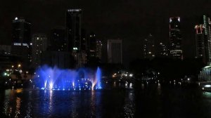 Petronas Twin Tower Dancing Fontain (4)