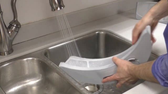 How to clean the filters of your Miele T1 dryer смотреть онлайн