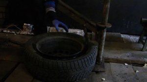 ручной демонтаж шины. r-15