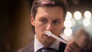 ЖЕНИЛСЯ НА ДОЧЕРИ ИЗВЕСТНОГО АКТЁРА, а СЫН у него ОТ АКТРИСЫ | Как живёт актер Эльдар Лебедев