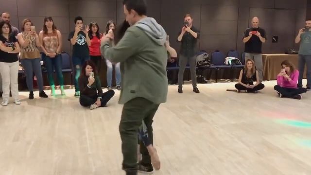 Kizomba with Tango influences - Elsa y Sergi Kizomba Barcelona смотреть онлайн