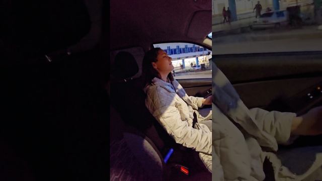 ЧТО Я СЛУШАЮ, когда не выбираю музыку для видео... #shorts смотреть онлайн