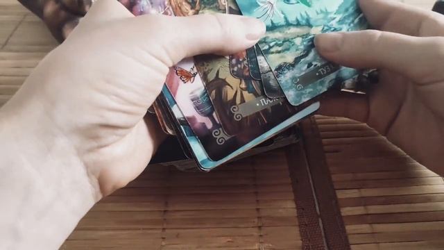 "Таро Зелёной Ведьмы". Чем интересна колода? Что можно на ней посмотреть?