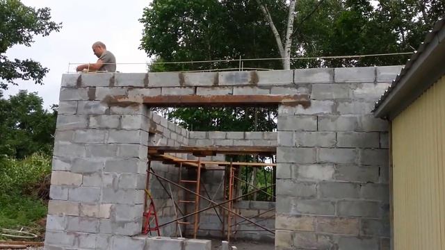 СТРОИМ ДОМ ИЗ ПЕНОБЛОКОВ 1-Й ЭТАЖ ? House of foam blocks