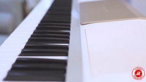 Смарт-синтезатор The ONE – научит вас играть на фортепиано