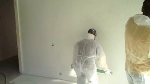 Механизированная шпаклевка стен штукатурной станцией PFT Ritmo XL. До 500 м2 за смену