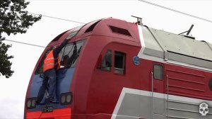 Газотурбовоз ГТ1 пережог контактный провод