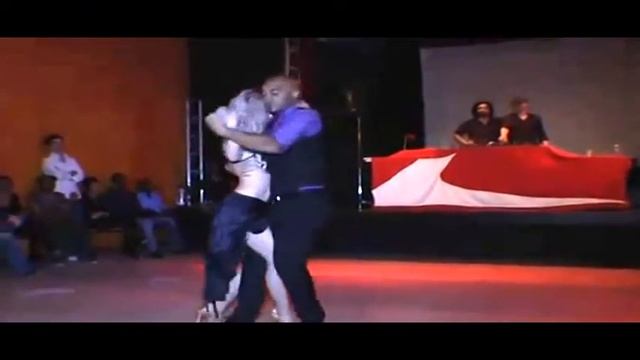 Albir Rojas y Sara López - Kizomba Show смотреть онлайн