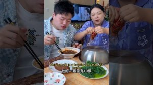 Happy Chinese family Eating show??|DaLang2 hide the meat in the rice