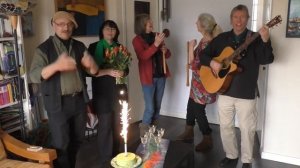 Feliĉan naskiĝtagon